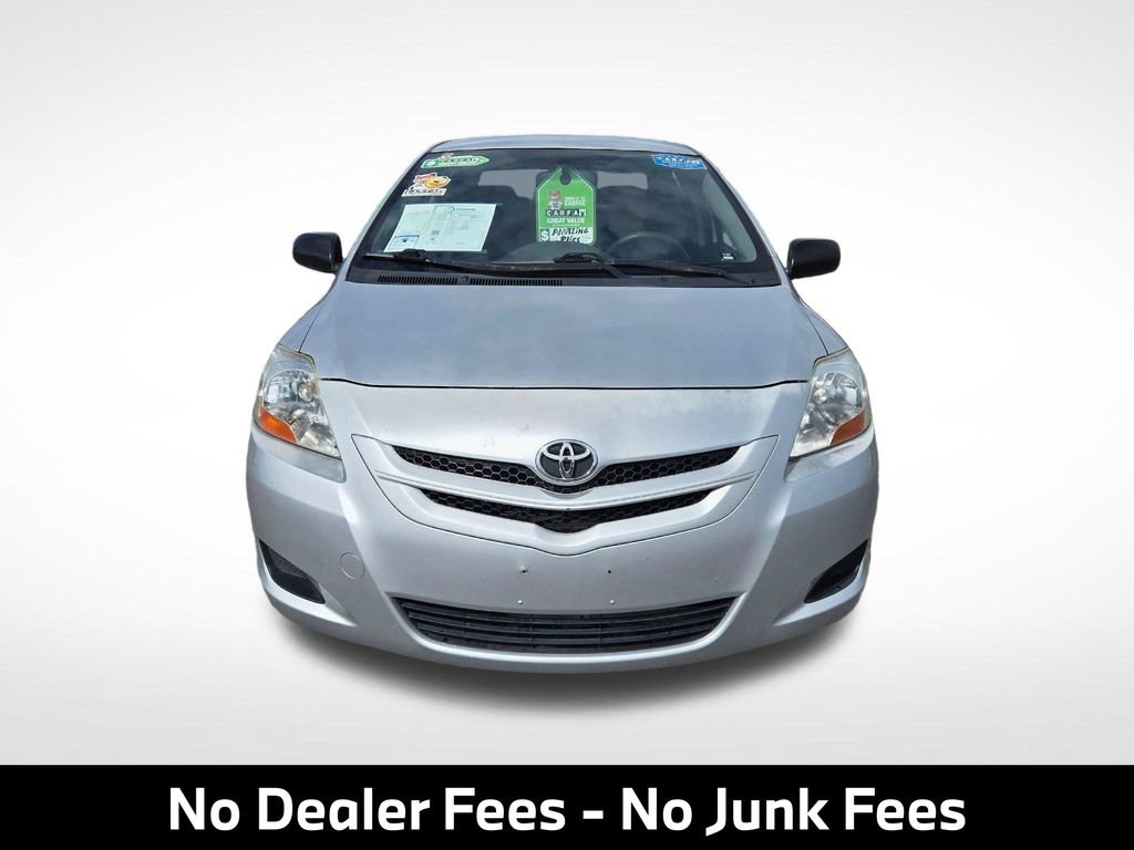 Used 2008 Toyota Yaris Sedan w/ Convenience Pkg FWD image 2