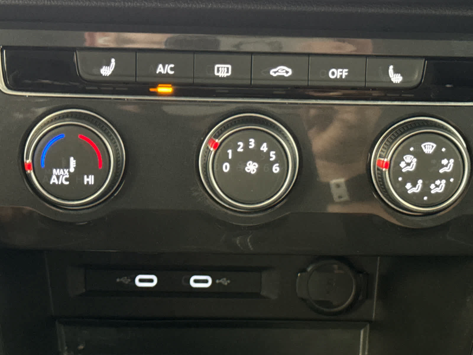 Used 2022 Volkswagen Tiguan S AWD/4WD image 17