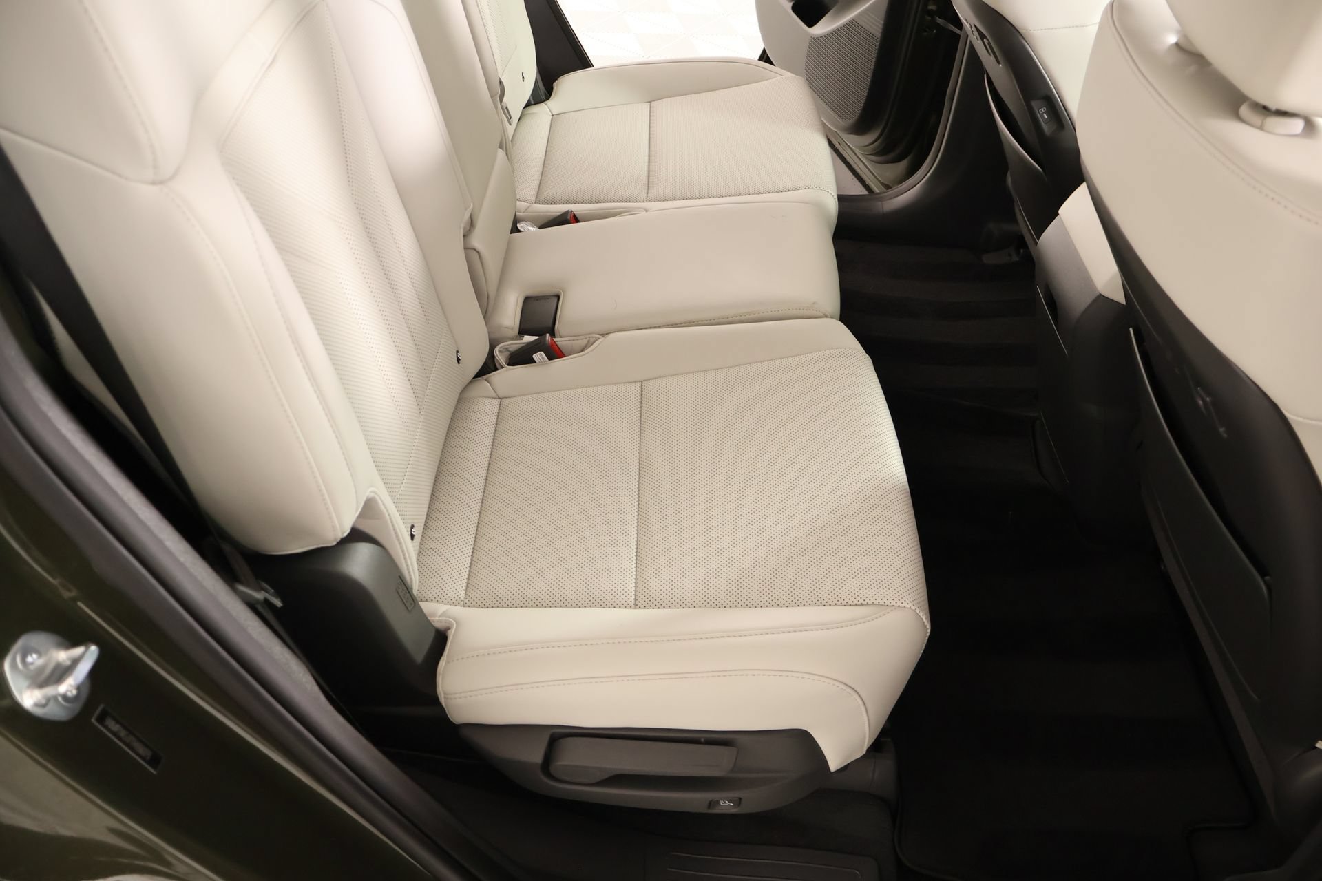 Used 2026 Hyundai Santa Fe SEL FWD image 14