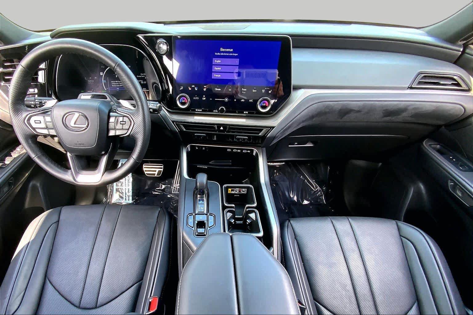 Certified 2025 Lexus TX 500h AWD w/ Technology Package image 16