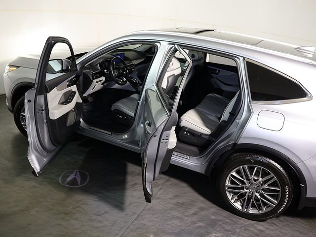 Certified 2023 Acura MDX SH-AWD w/ Advance Package image 5