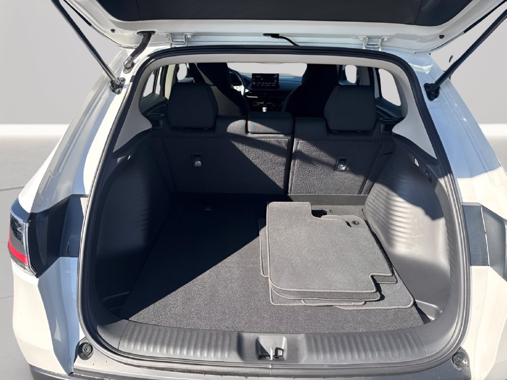 Certified 2027 Honda HR-V LX image 18