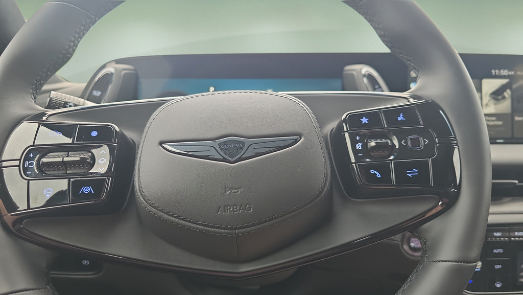 New 2026 Genesis G90 3.5T Prestige AWD/4WD image 17