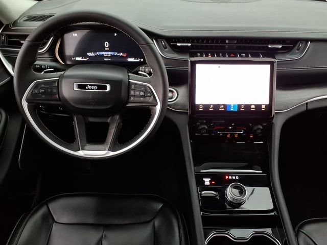 Used 2023 Jeep Grand Cherokee Limited image 12