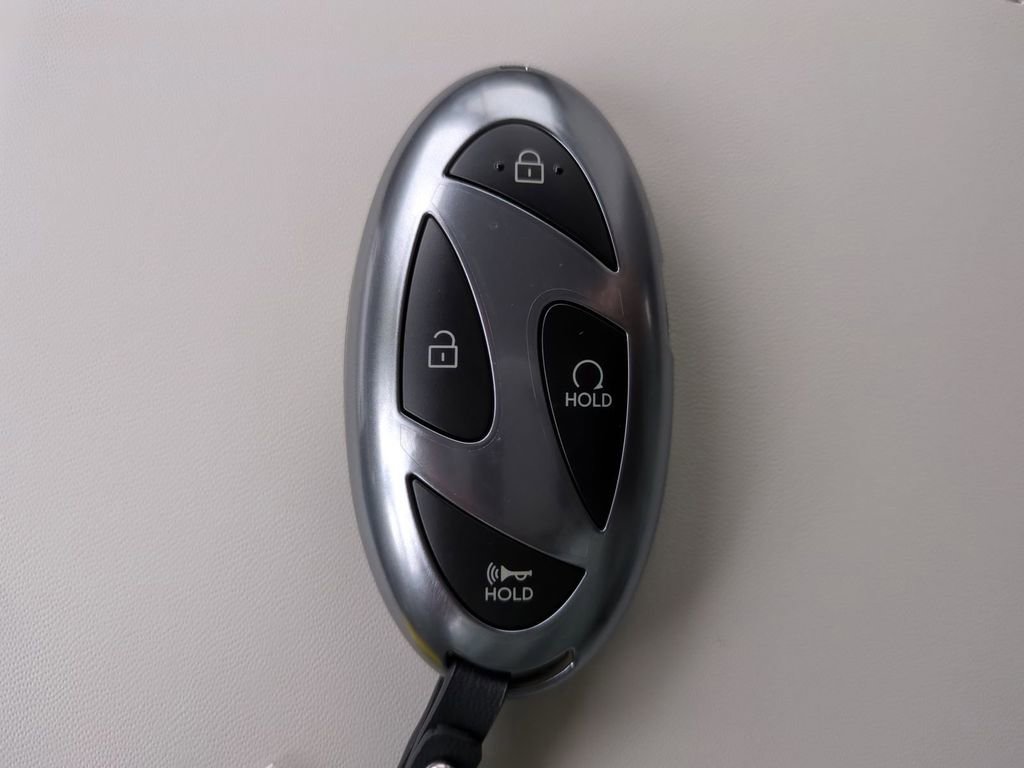 New 2026 Hyundai Santa Fe SE image 36