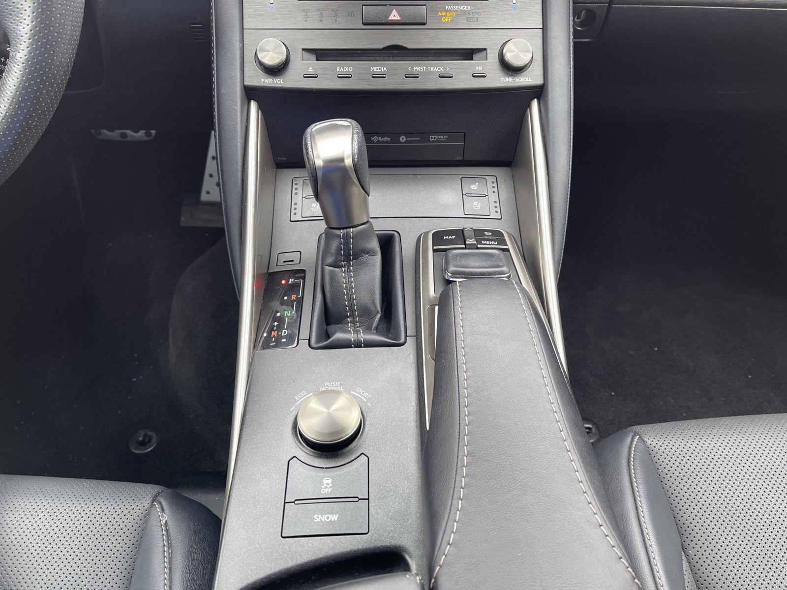 Used 2019 Lexus IS 300 F Sport w/ F Sport Package image 12