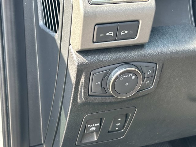 Used 2019 Ford F150 Raptor w/ Equipment Group 802A Luxury AWD/4WD image 26