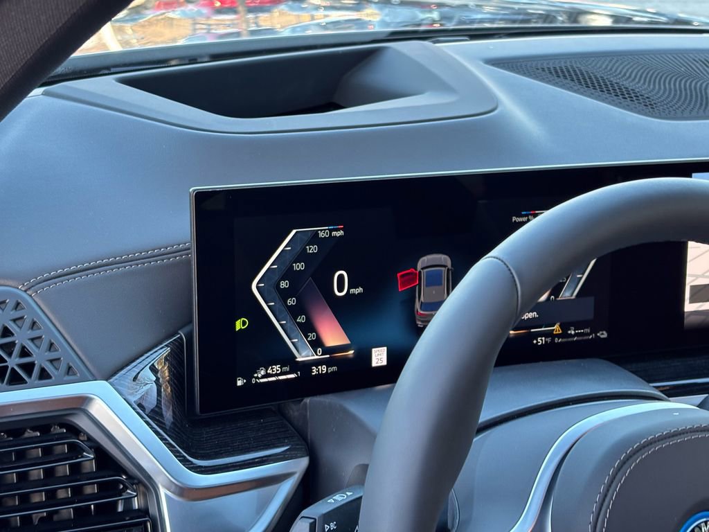 New 2026 BMW X5 xDrive50e w/ M Sport Package image 13