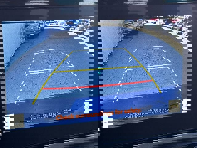 Used 2025 Toyota Camry LE image 18