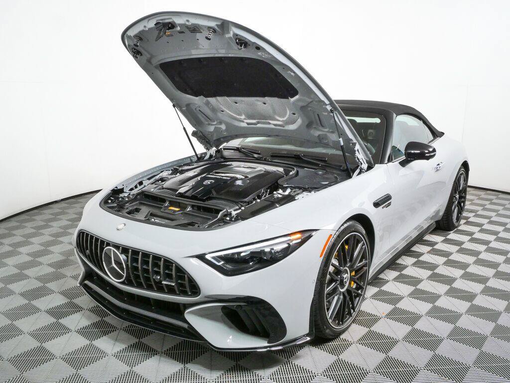 Used 2025 Mercedes-Benz SL 63 AMG 4MATIC image 36