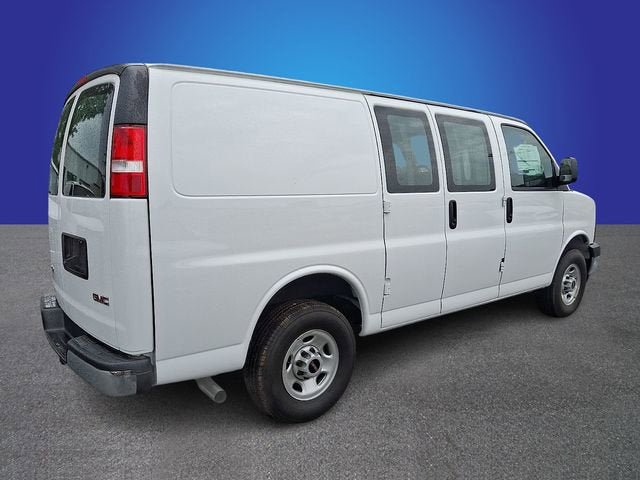 New 2024 GMC Savana 2500 w/ Driver Convenience Package RWD image 4