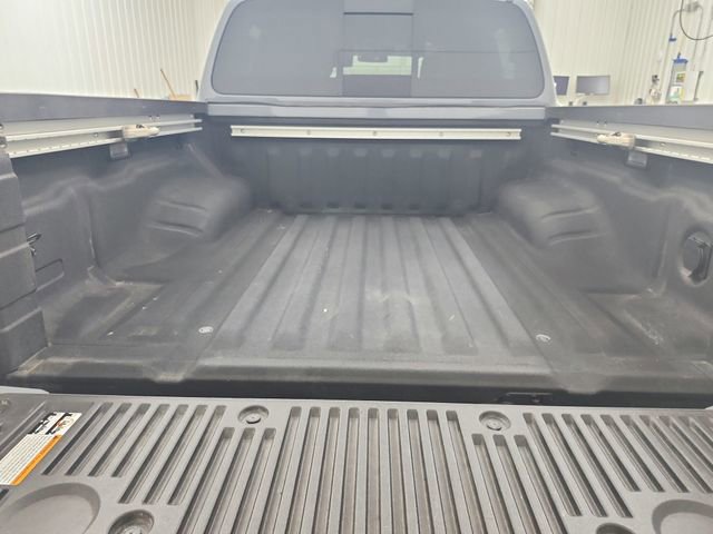 Used 2025 Nissan Frontier PRO-4X w/ Pro Convenience Package image 41