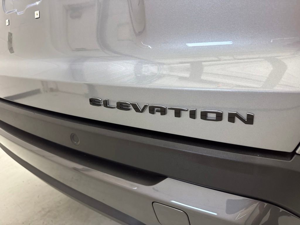 Used 2026 GMC Terrain Elevation w/ LPO, Floor Liner Package AWD/4WD image 10