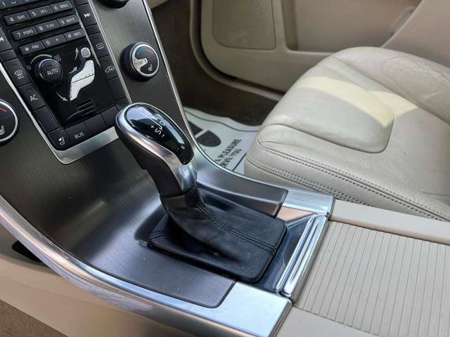 Used 2014 Volvo XC60 3.2 image 21