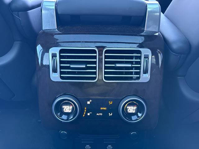 Used 2022 Land Rover Range Rover P525 Westminster Edition image 31