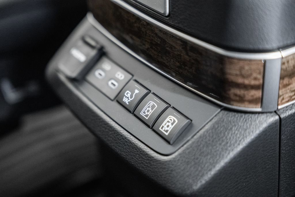 New 2026 Toyota Sienna Platinum image 36