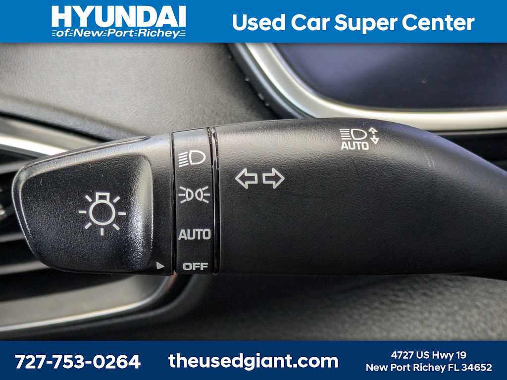 Used 2022 Hyundai Santa Fe XRT FWD image 34