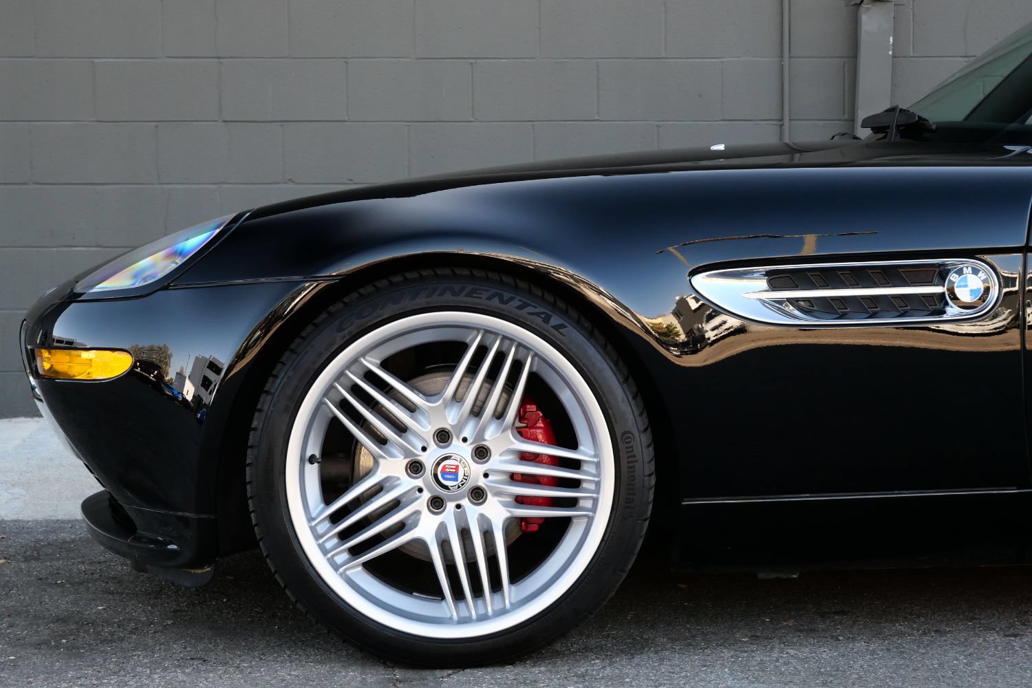 Used 2001 BMW Z8 RWD image 28