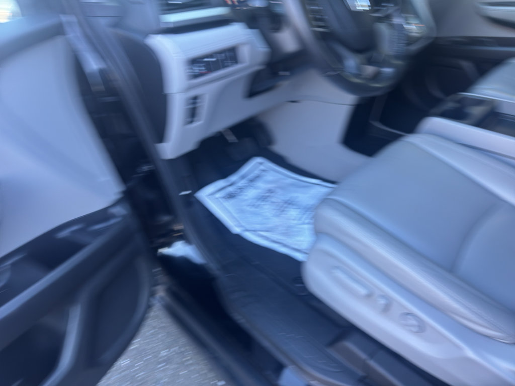 Used 2020 Honda Odyssey EX-L image 24