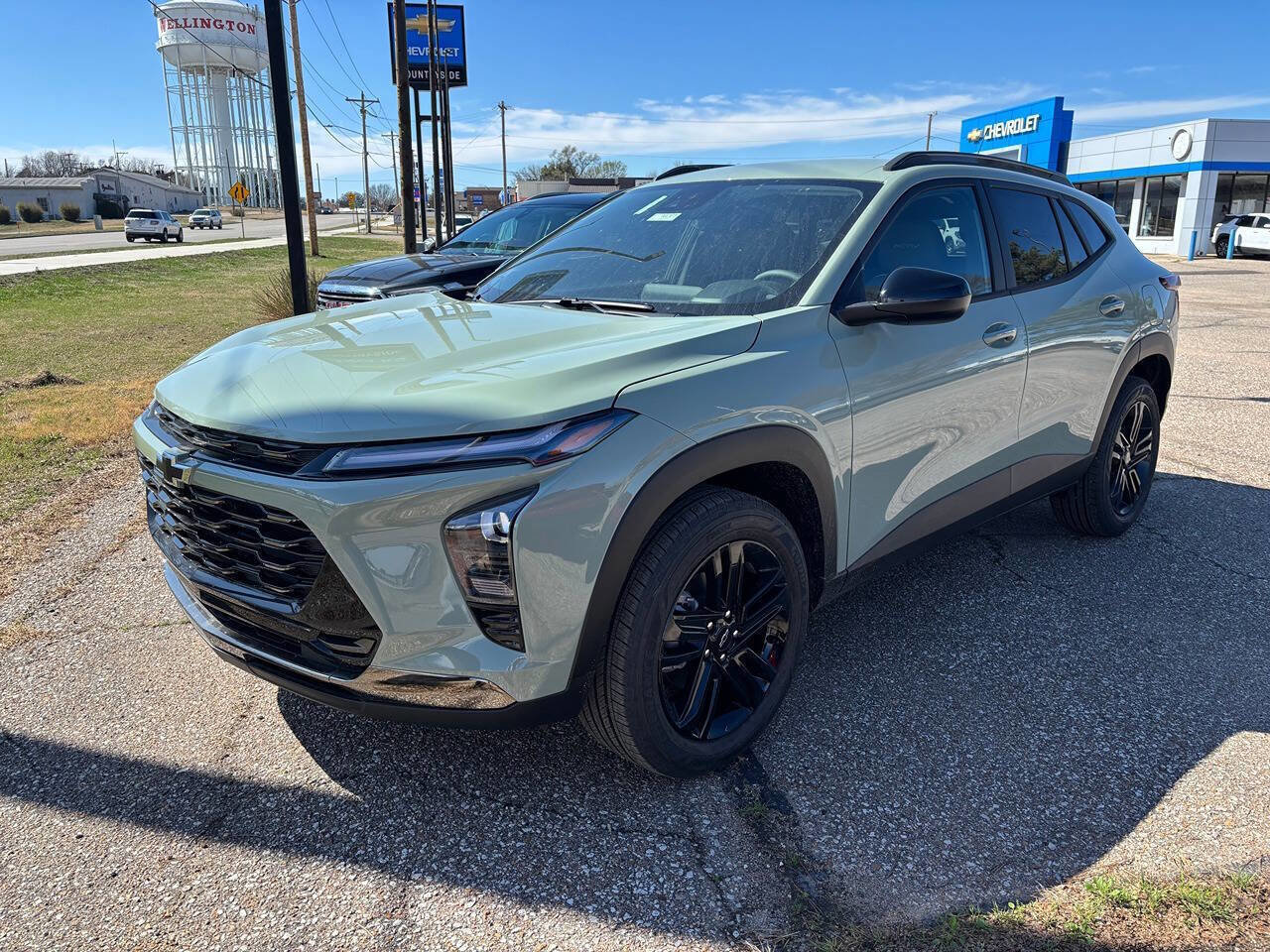 New 2026 Chevrolet Trax ACTIV w/ Driver Confidence Package image 1