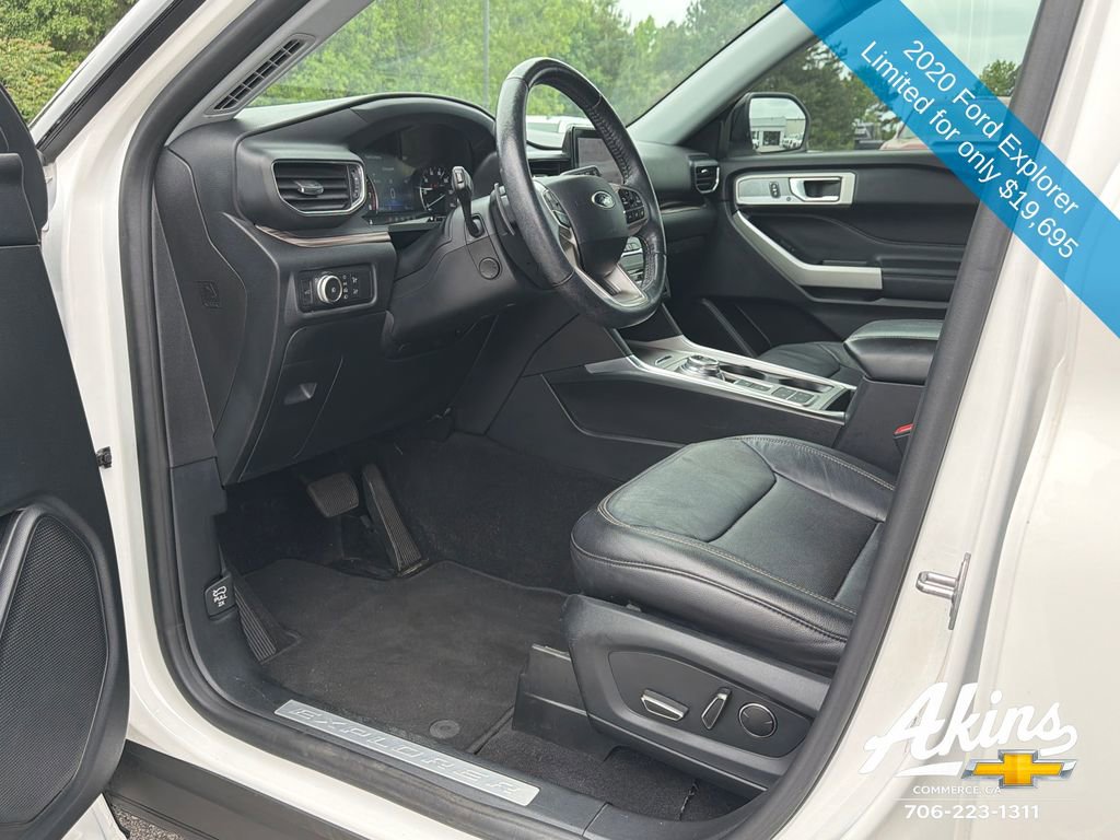Used 2020 Ford Explorer Limited w/ Class III Trailer Tow Package RWD image 16