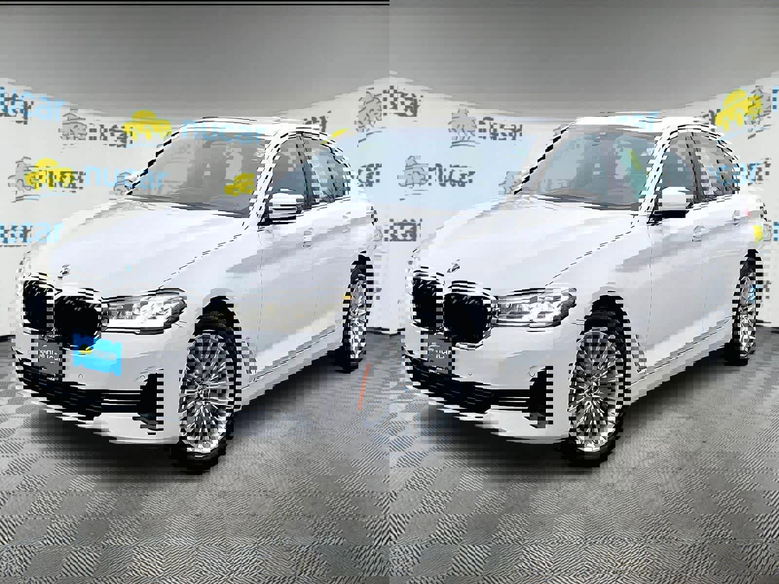 Used 2023 BMW 530i xDrive w/ Premium Package image 3