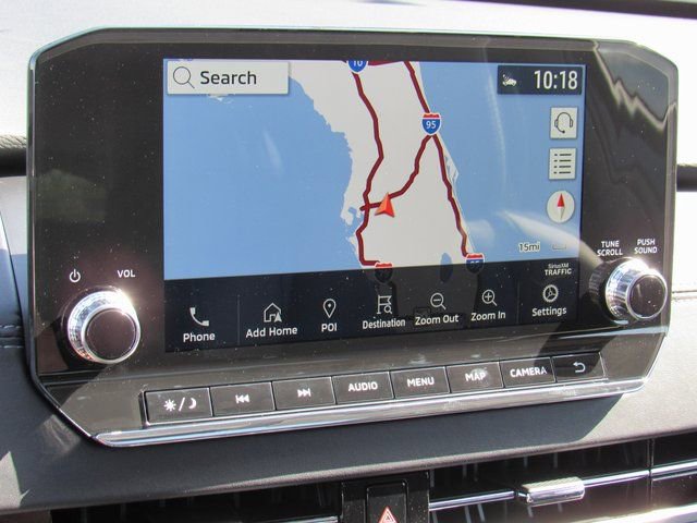 New 2025 Mitsubishi Outlander SE image 16