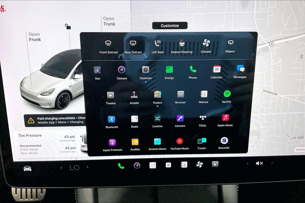 Used 2022 Tesla Model Y Performance AWD/4WD image 16