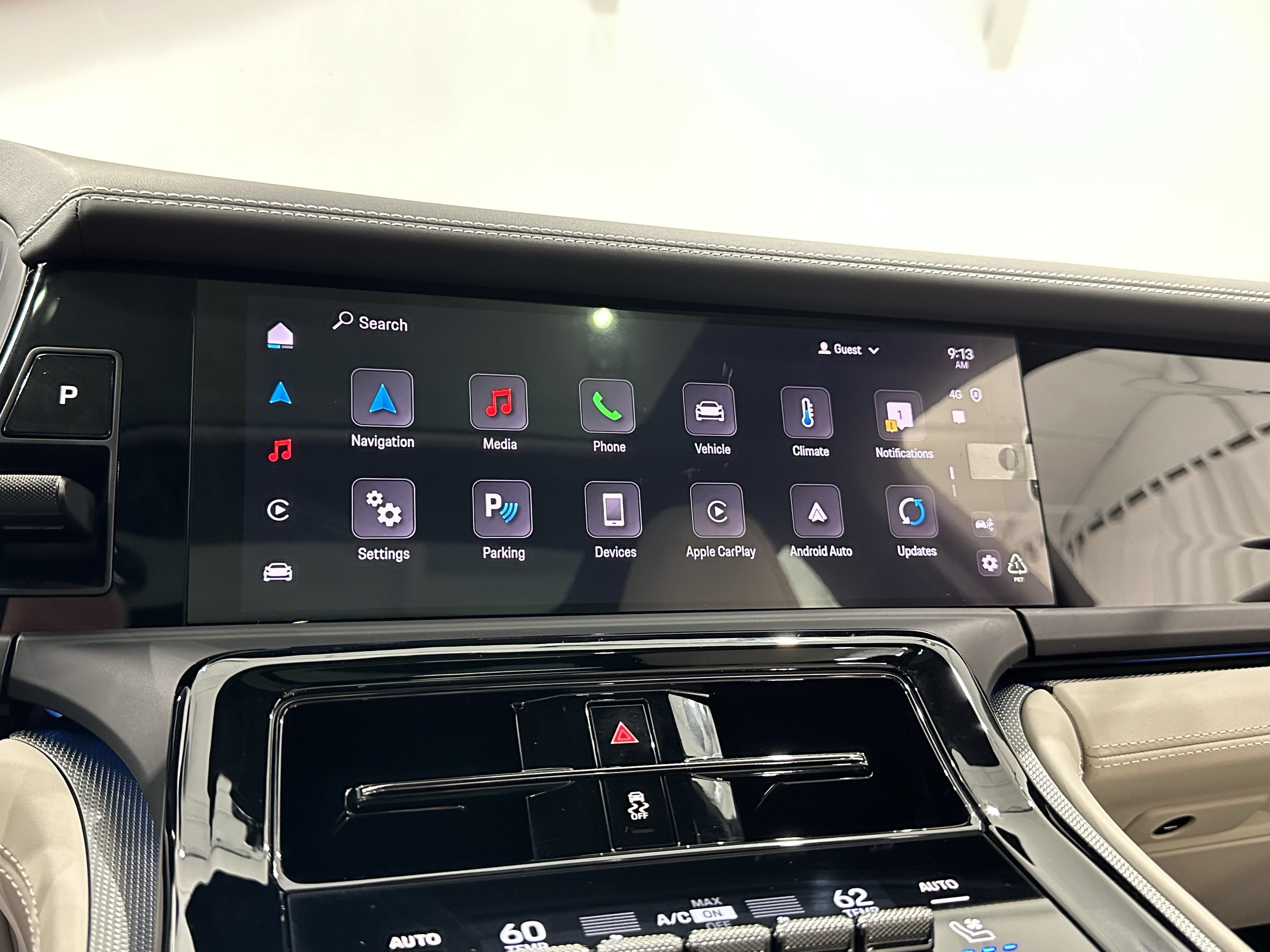 New 2025 Porsche Panamera image 39
