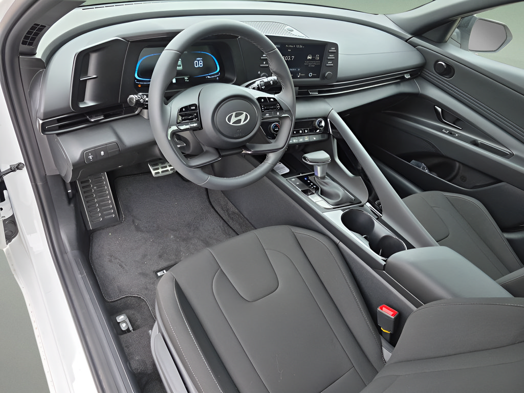 New 2026 Hyundai Elantra SEL Sport Premium FWD image 15