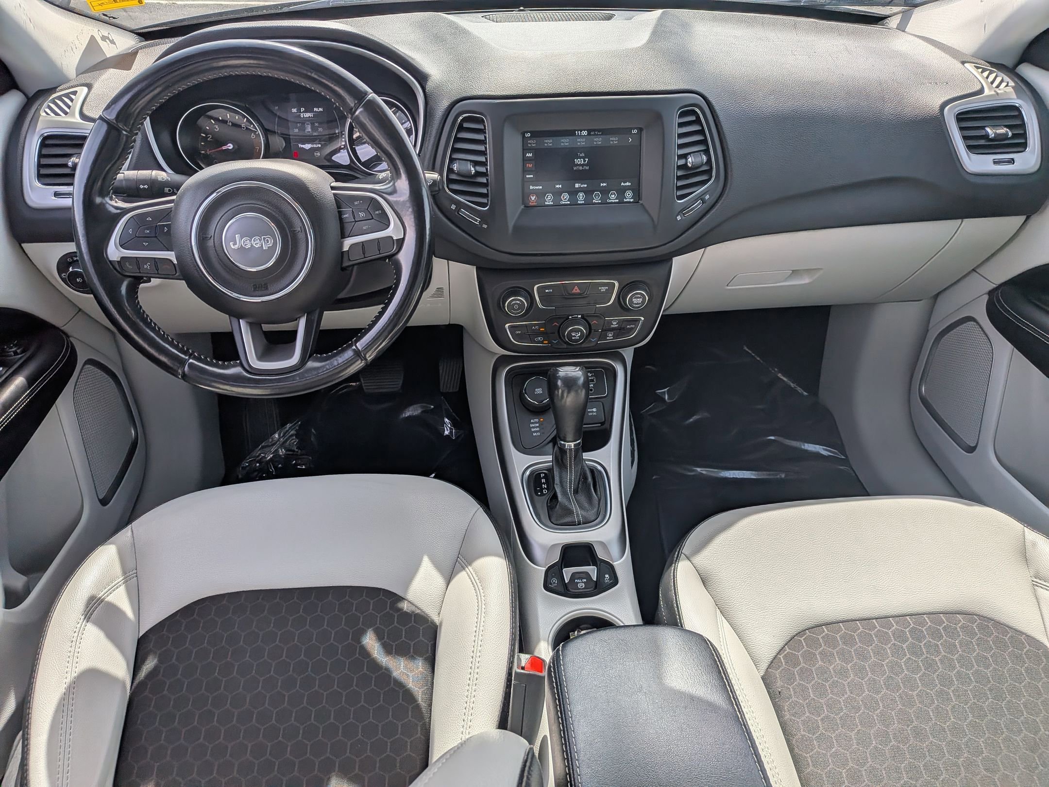 Used 2020 Jeep Compass Latitude image 21