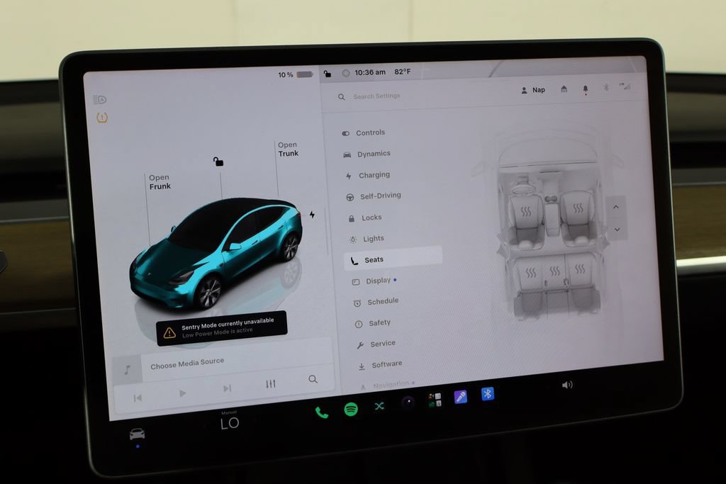 Used 2022 Tesla Model Y Long Range AWD/4WD image 34