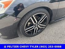 Used 2017 Honda Accord Sport image 4