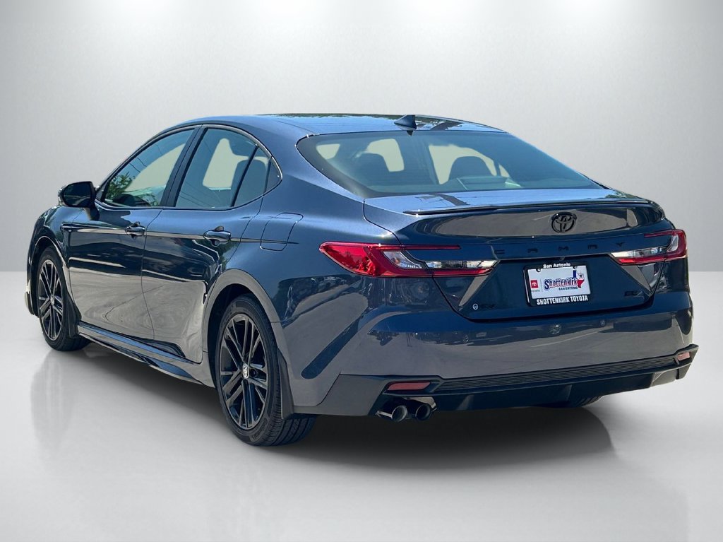 Used 2026 Toyota Camry SE w/ Convenience Package FWD image 7