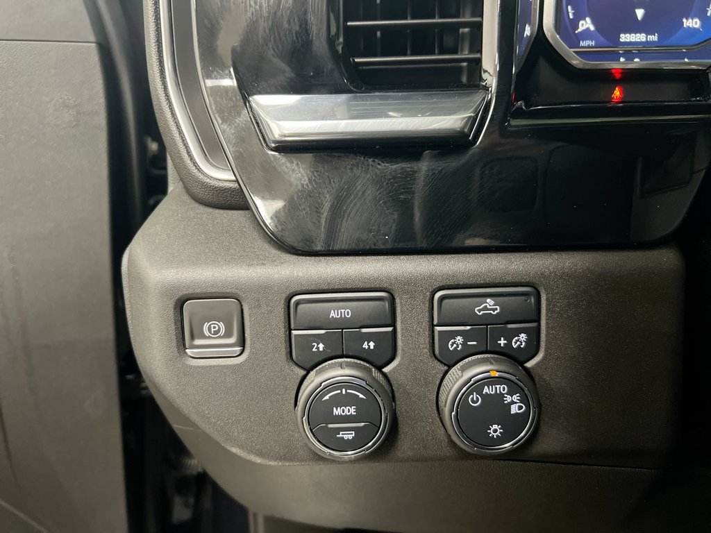 Used 2023 Chevrolet Silverado 1500 LT AWD/4WD image 19