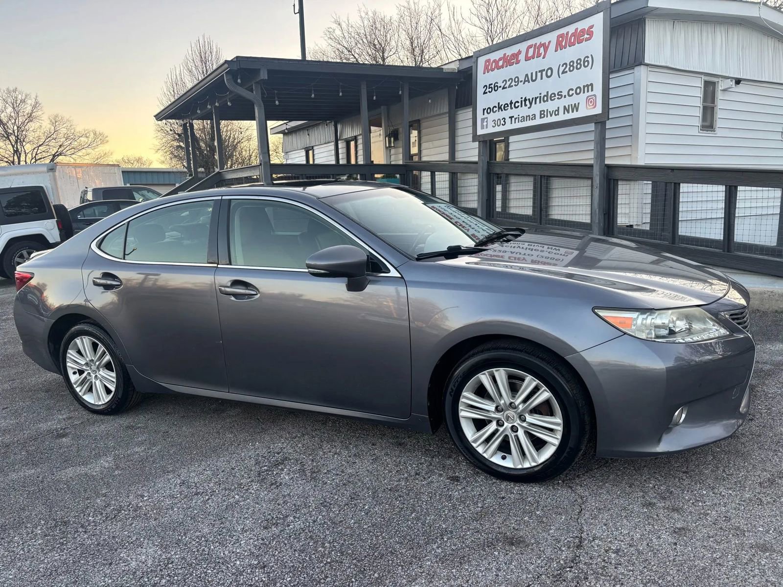 Used 2015 Lexus ES 350 w/ Premium Package image 1