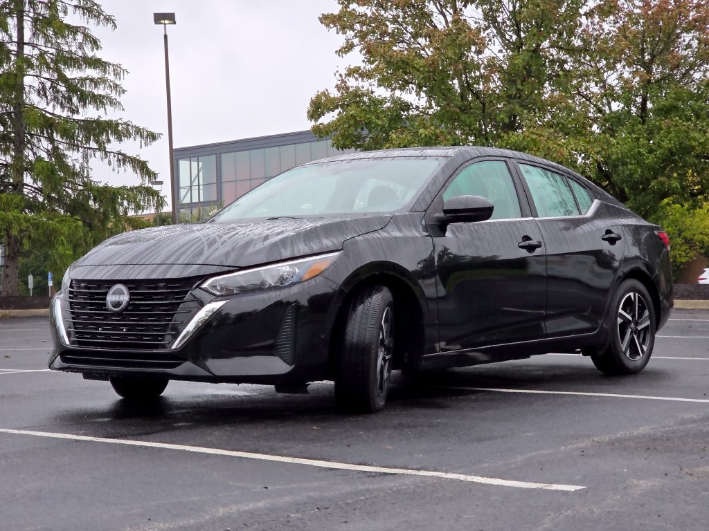 Used 2024 Nissan Sentra SV FWD image 16