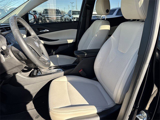 Used 2021 Buick Encore GX Select w/ Sport Touring Package image 22