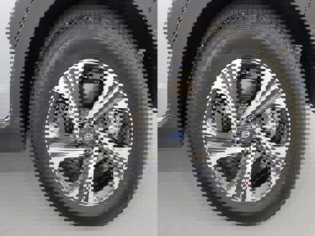 Used 2024 Subaru Crosstrek 2.0i Premium image 11