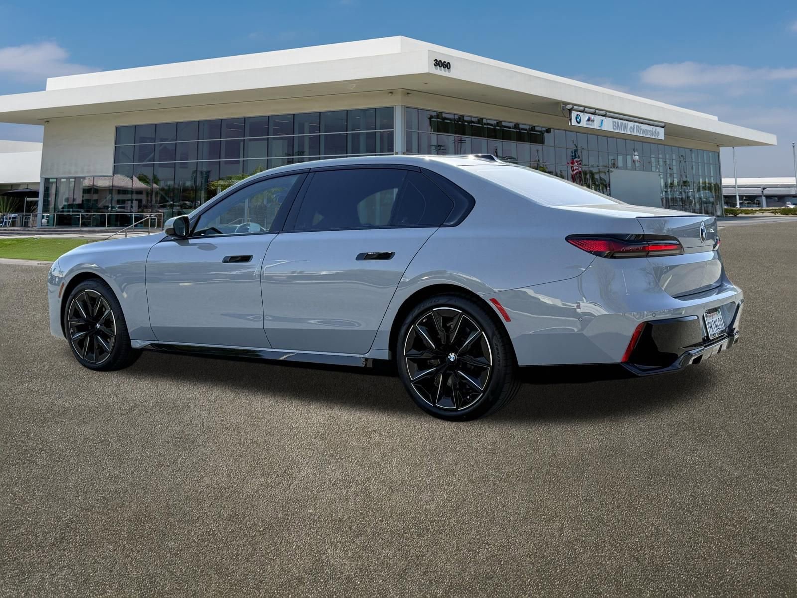 Certified 2024 BMW 740i w/ M Sport Professional Package image 8