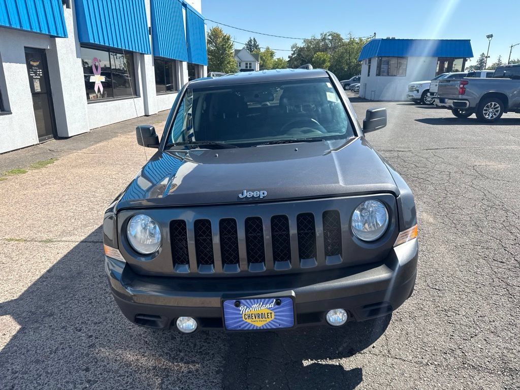 Used 2014 Jeep Patriot Sport w/ Power Value Group AWD/4WD image 4