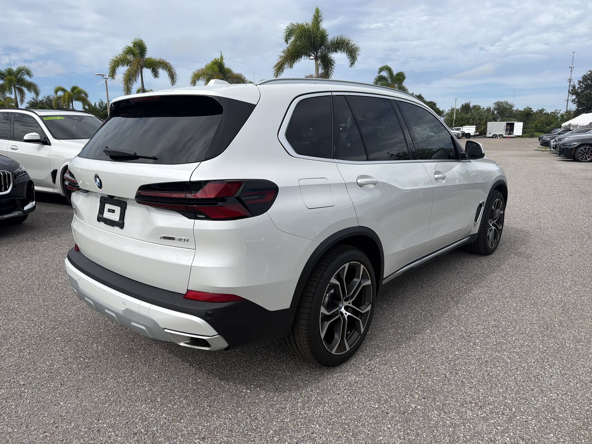 New 2026 BMW X5 xDrive40i AWD/4WD image 4