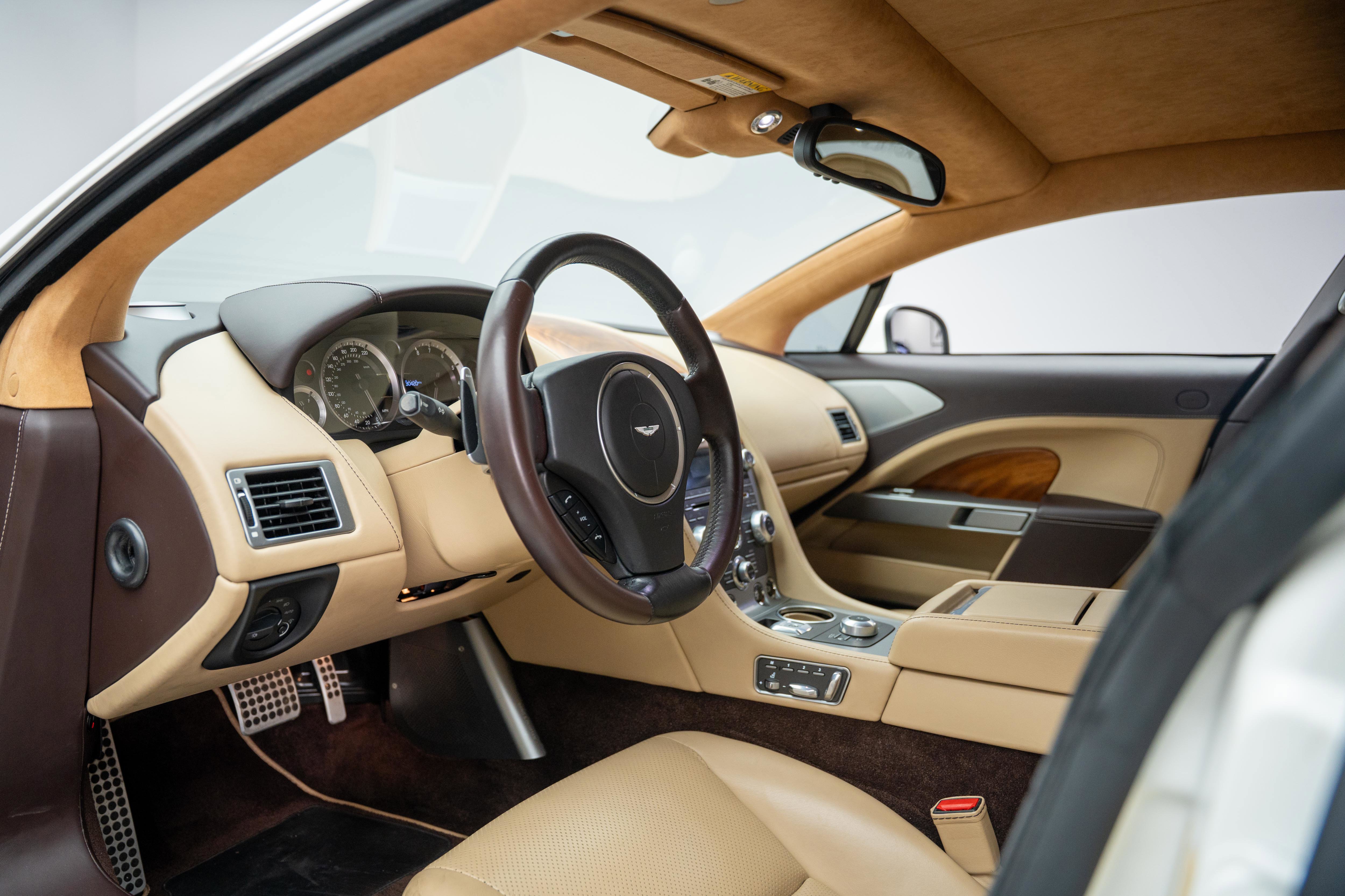 Used 2014 Aston Martin Rapide S RWD image 2