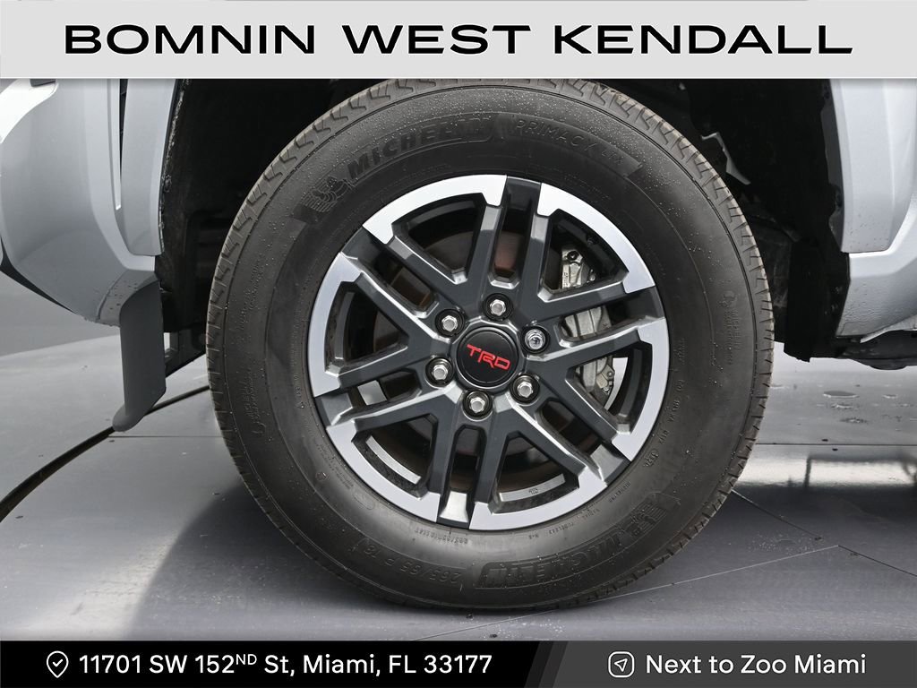 Used 2024 Toyota Tacoma TRD Sport image 9