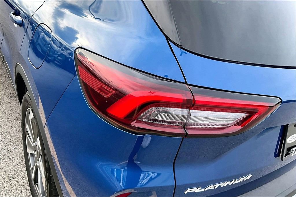 Certified 2023 Ford Escape Platinum w/ Premium Technology Package image 29