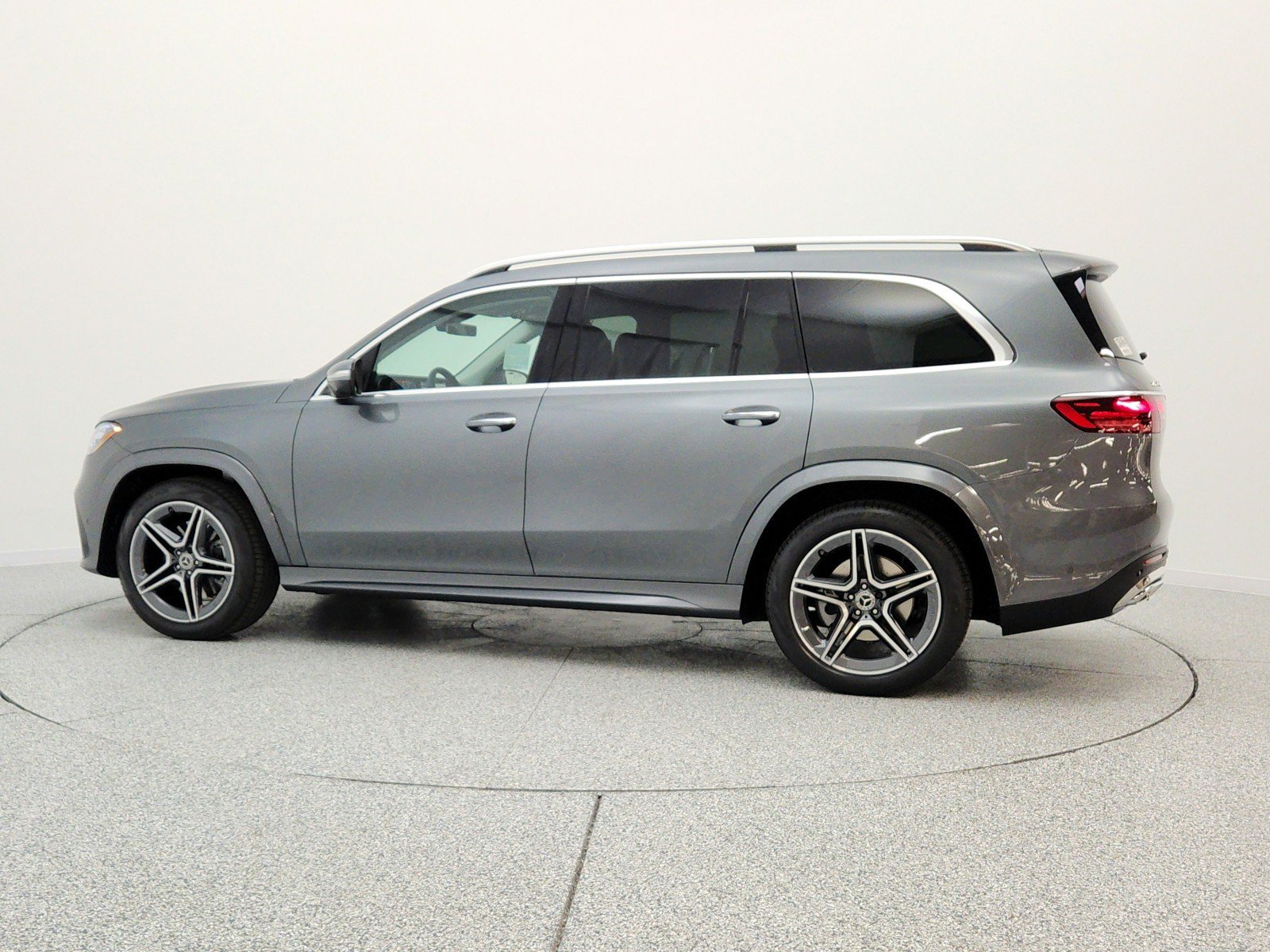 New 2026 Mercedes-Benz GLS 450 4MATIC image 8