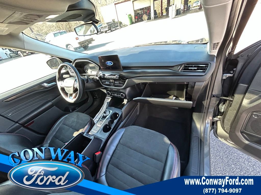 Used 2022 Ford Escape SEL w/ SEL Stealth AWD Package image 26