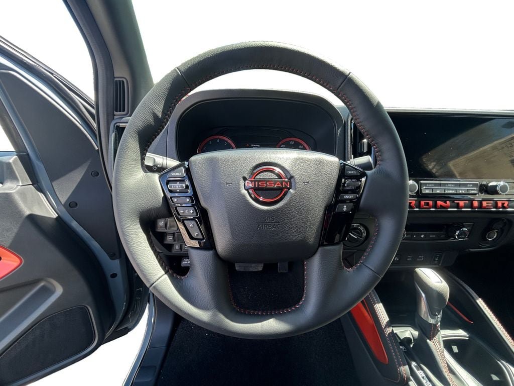 New 2026 Nissan Frontier PRO-4X w/ Tow Package AWD/4WD image 13