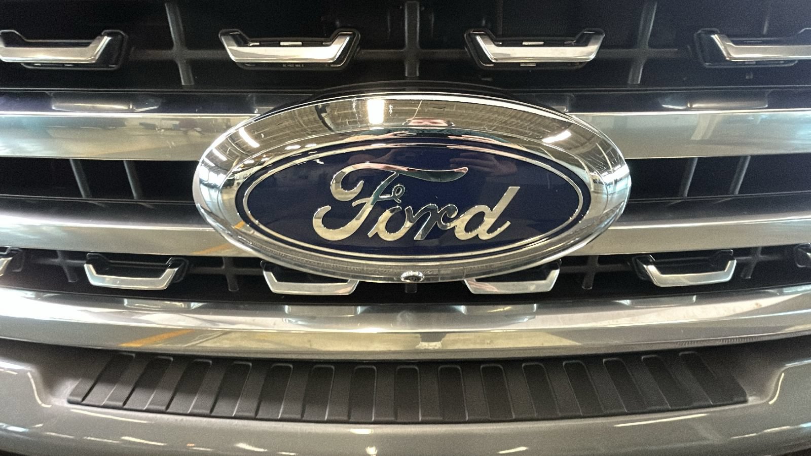 Used 2024 Ford F250 Platinum AWD/4WD image 10
