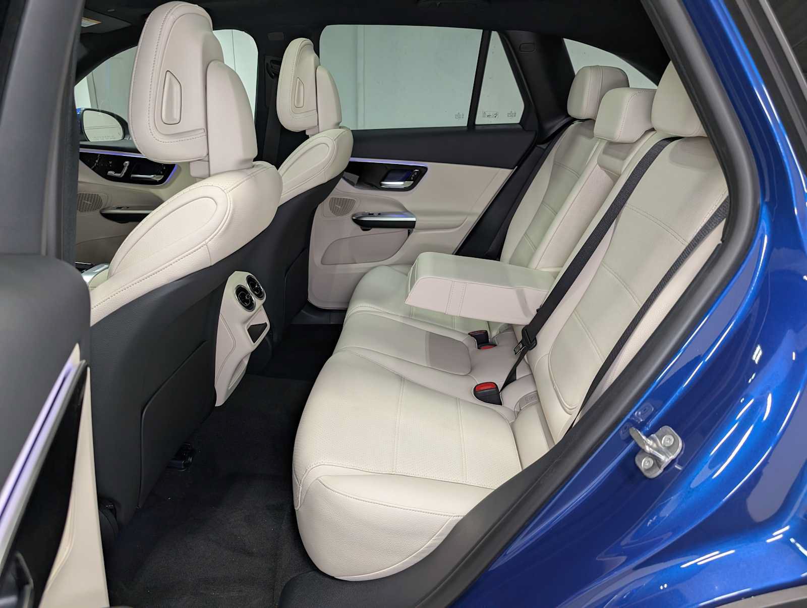 New 2026 Mercedes-Benz GLC 300 4MATIC image 19